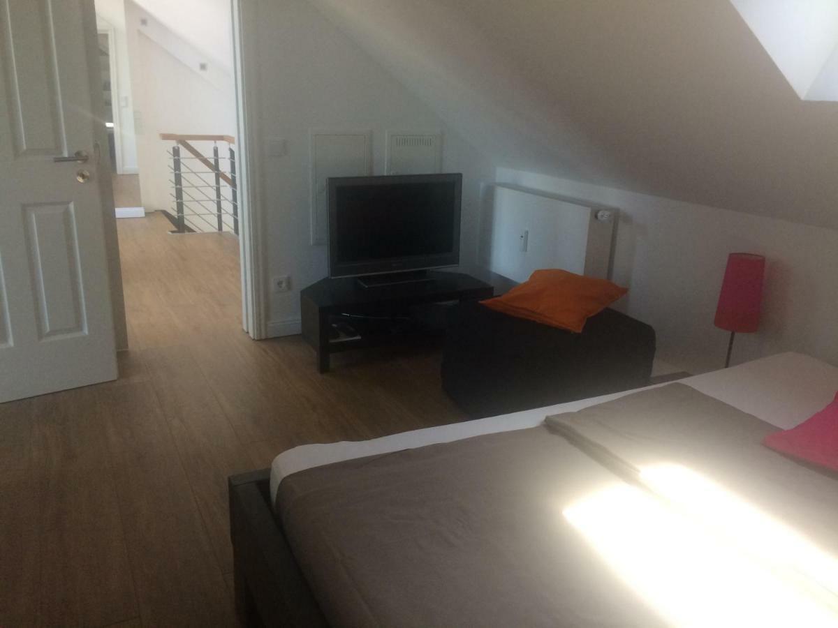 Apartment In Pempelfort - Central Düsseldorf Exteriör bild